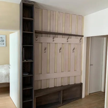 Haus Lothringen, 8 公寓 巴德加斯坦